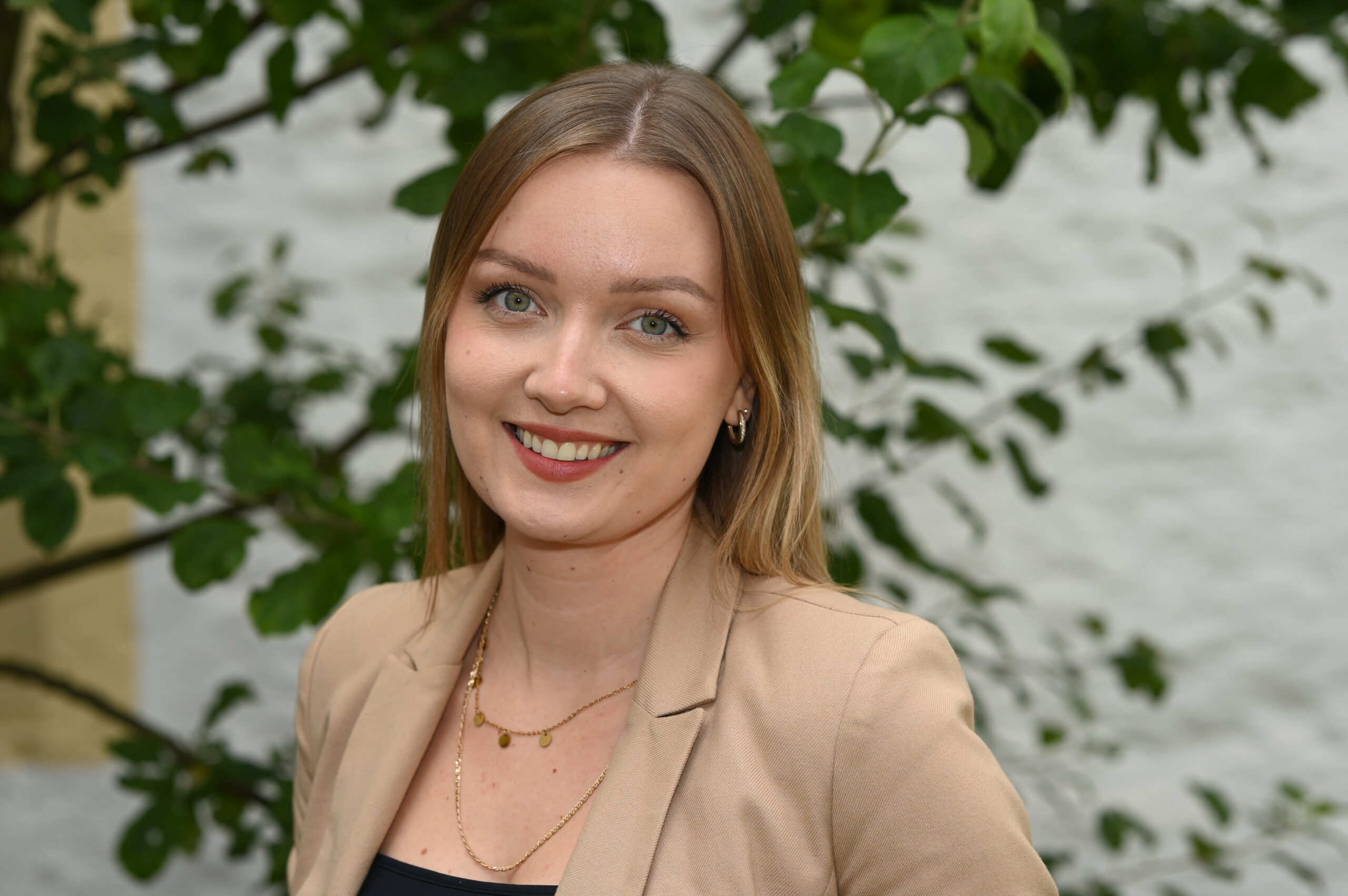 Nicole Hallmann, Dekanatsreferentin