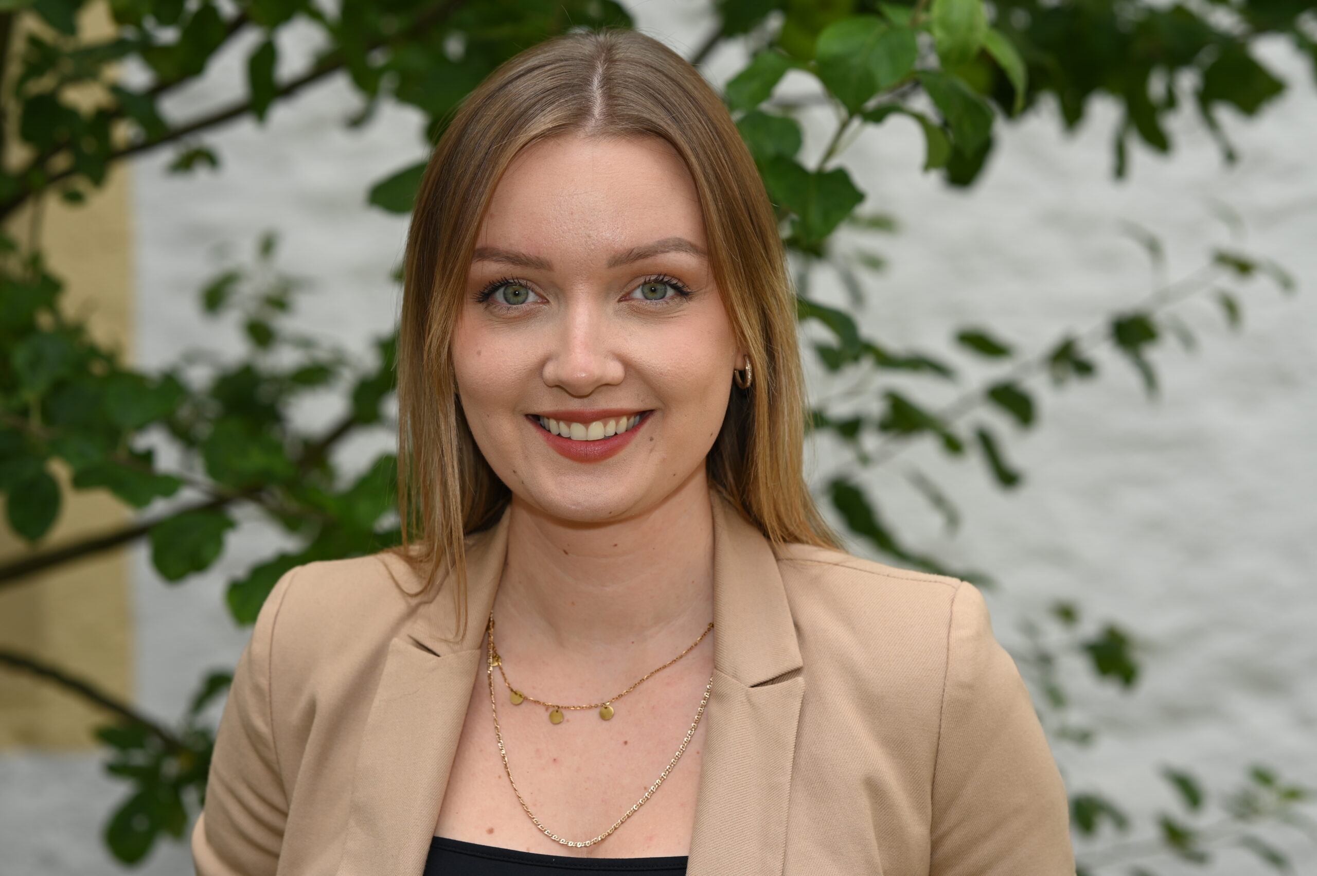 Nicole Hallmann, Dekanatsreferentin
